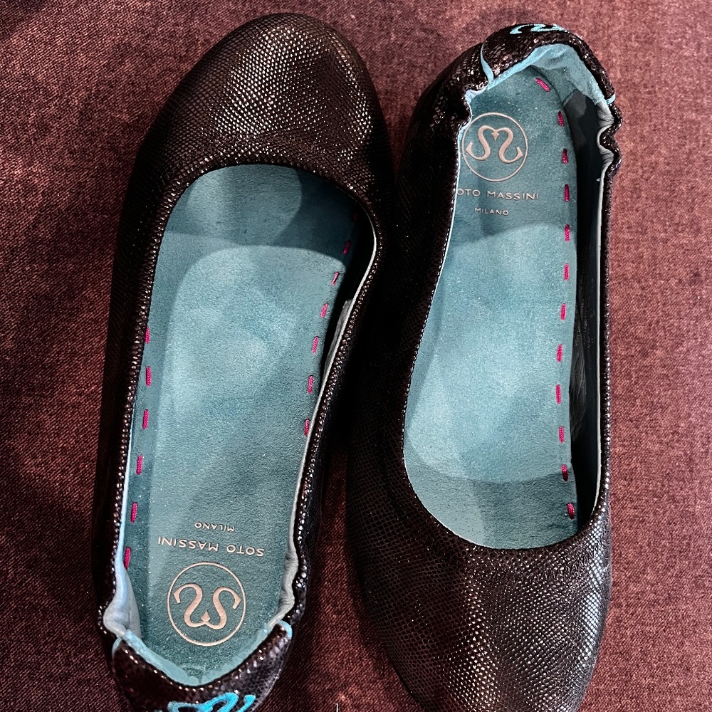Soto Massini size 9 ballet flats